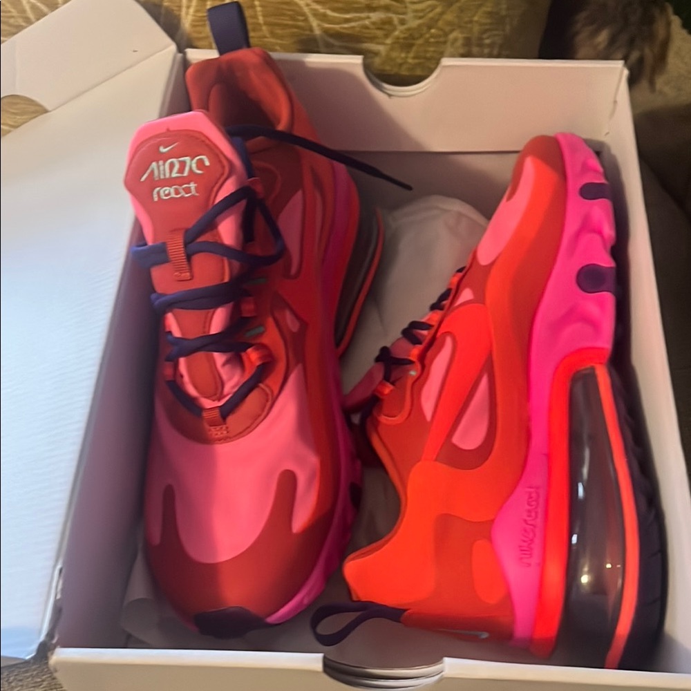Nike Red and Pink Athletic Shoes - Picture 2 of 3